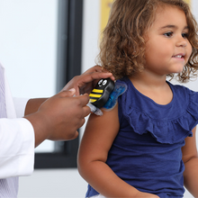 Carregar imagem no visualizador da galeria, Buzzy MINI HealthCare Abelha - A melhor opção para Clínicas de Vacinação e Farmácias - 6x sem juros - Buzzy Medical
